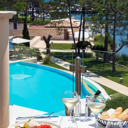 מלון Don Cesar 5*